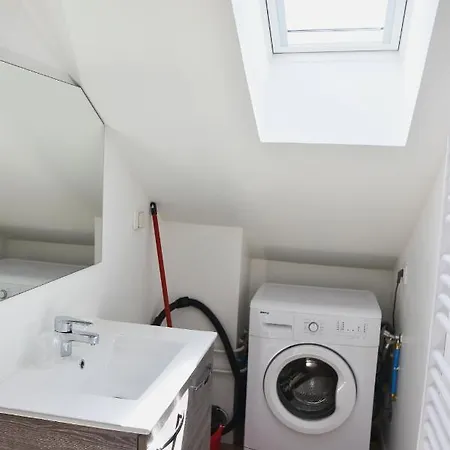Apartment T2 Confort Et Tranquillite Deuxieme Etage *